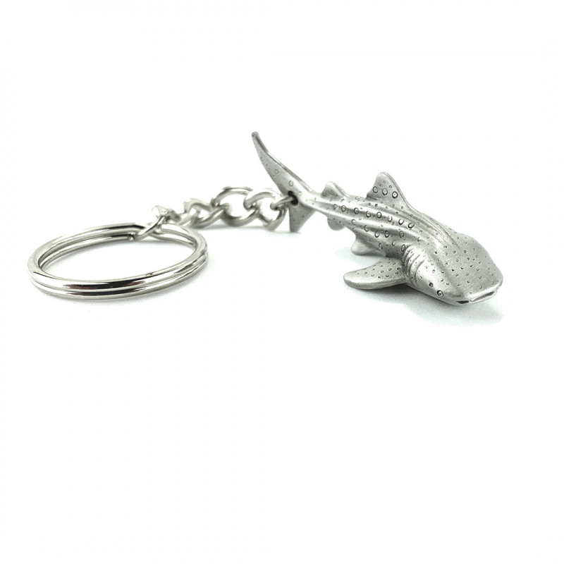 pewter-keychain-made-in-canada-shark-whale