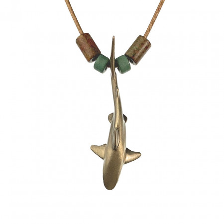 collier-requin-bronze-et-perles-made-in-canada