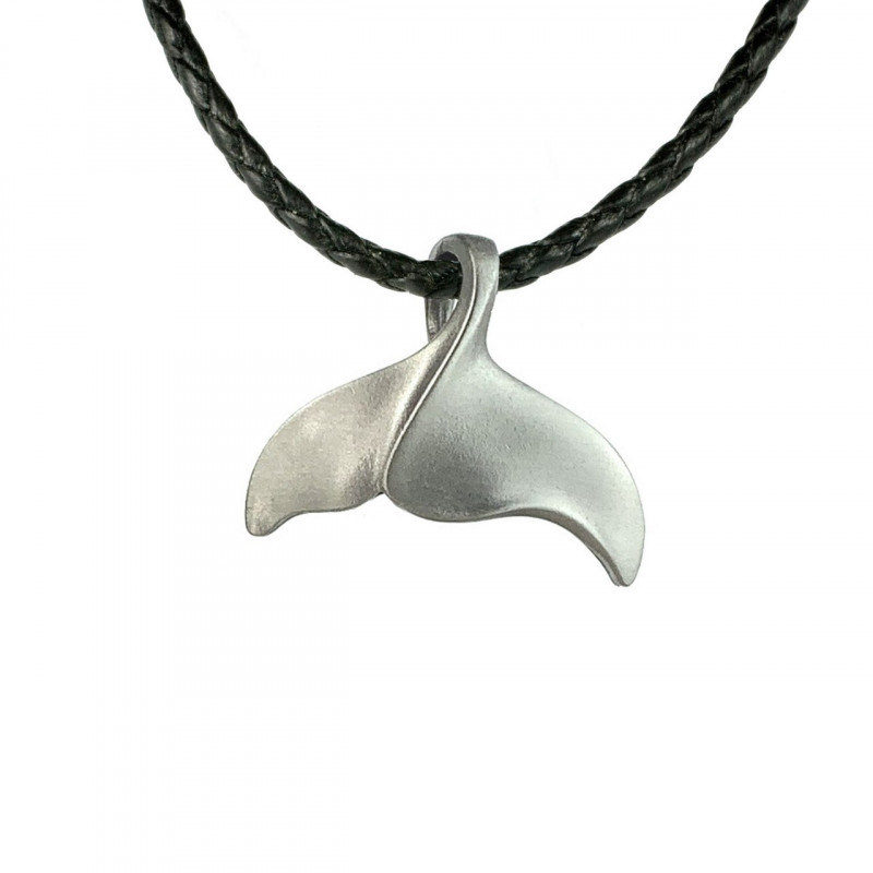 pendant-whale-tail-made-in-canada