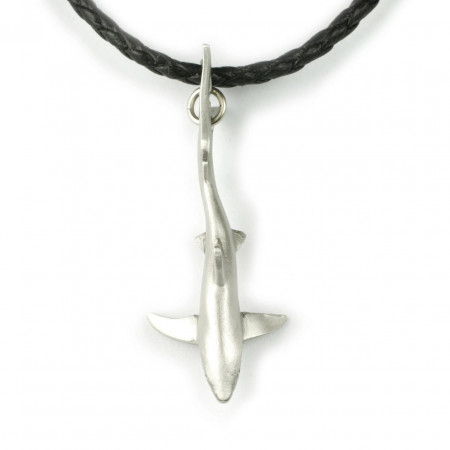pendant-shark-made-in-canada
